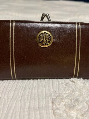 VTG Amity Brown Leather French Trifold‎ Wallet Kiss Lock Purse Custom Monogram